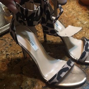 Guess leopard suede